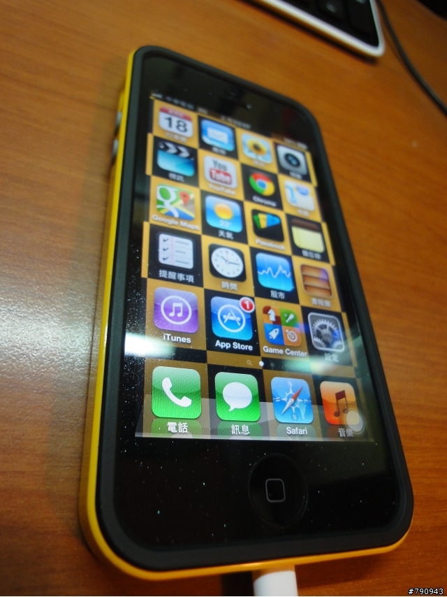 分享iphone 5 搭配SGP Neo Hybrid EX之桌布