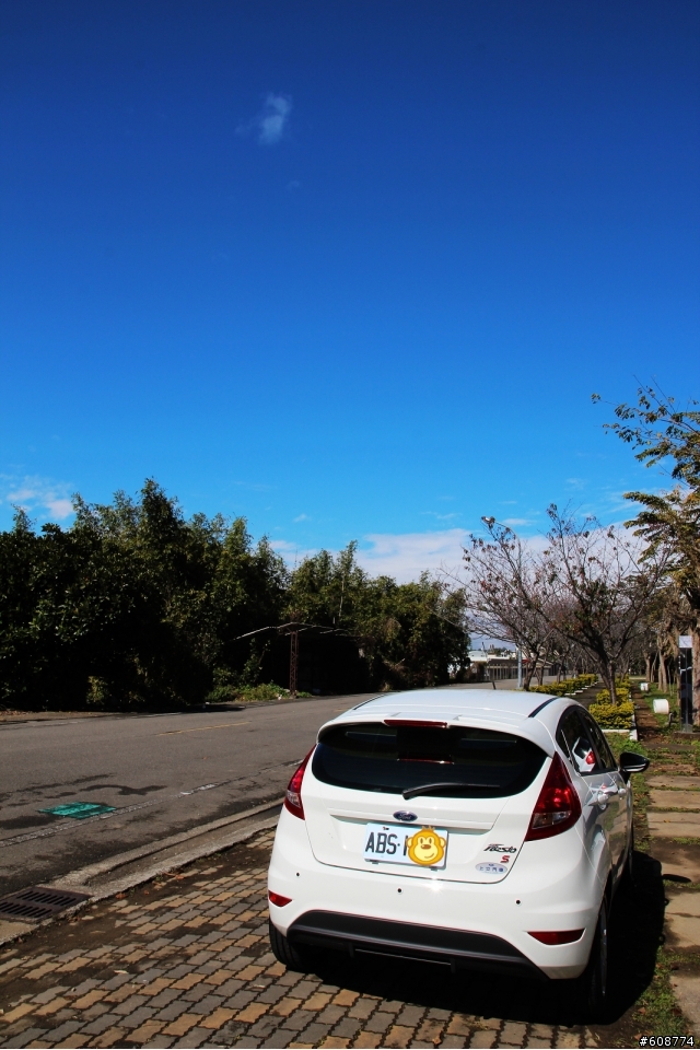 [開箱] 2012 FORD FIESTA 1.6 5D