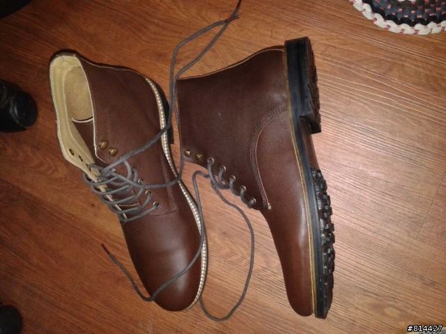 ASOS boots in leather靴子購買分享