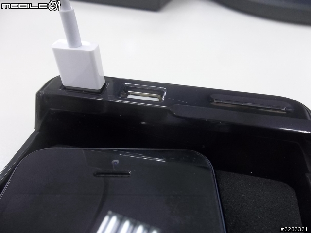 [分享]車用手機+收納充電組seikosangyo EM-109(開箱文)