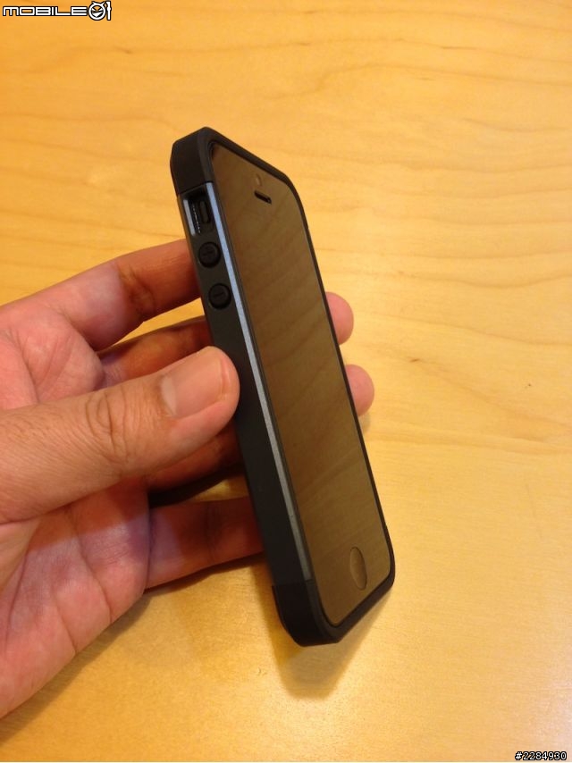 [開箱] Spigen SGP Slim Armor 保護殼 (圖多)
