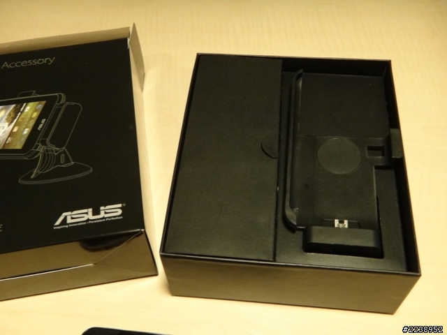 PADFONE 2 原廠車架入手!!
