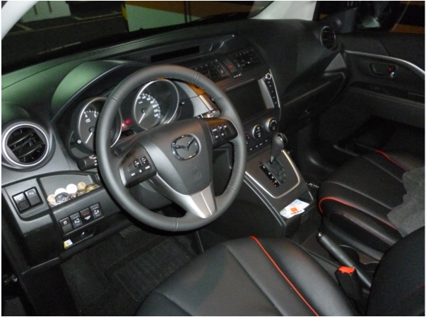 Mazda 5 黑色影音旗艦簡易開箱