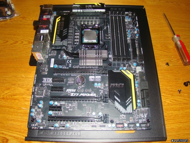 (圖多)酷媽巨型平躺機殼HAF-XB+Z77 MPOWER+I5 3570K 開箱(老電腦升級)