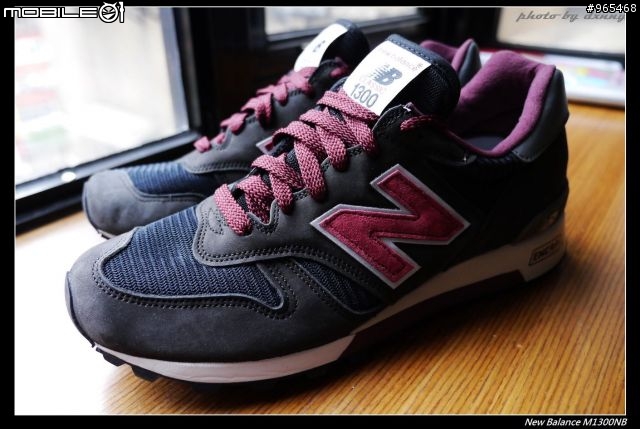 [開箱] New Balance M1300CL-NB “Made in USA” 酒紅/深灰 配色