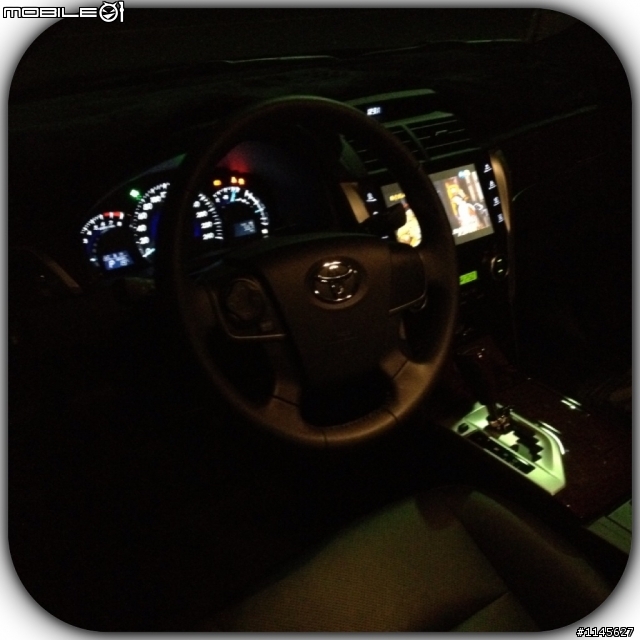 Camry 七代（微開箱）