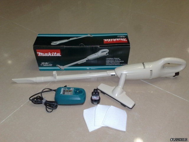 [開箱文]~Makita CL100DW無線吸塵器(更新:2016/2/1)