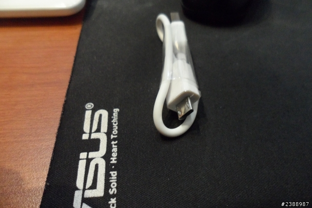 [求救]新買的IPHONE4S 內配件問題