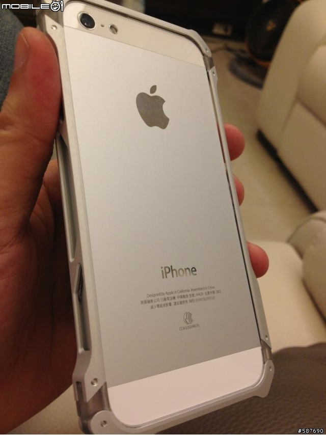 Sector 5 for Iphone5銀黑兩款簡易分享（已增加黑殼配黑iPHONE圖）