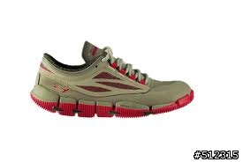請問各位大大，關於Skechers gobionic這雙鞋
