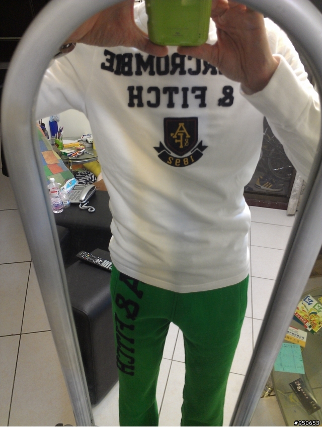 Abercrombie and FITCH~長圓領T及 棉褲