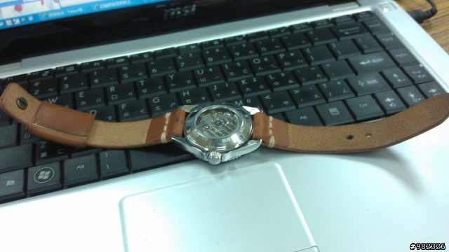 invicta 8926 上手工皮帶…感覺不一樣