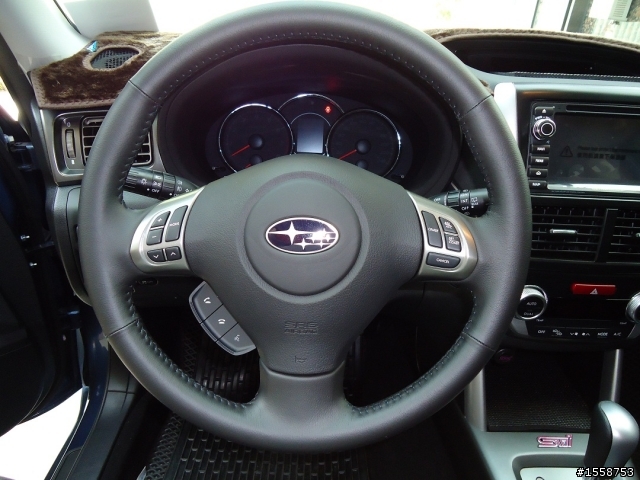 2012 Subaru Forester 2.0XS 深海藍 開箱 1/21 新增引擎室拉桿