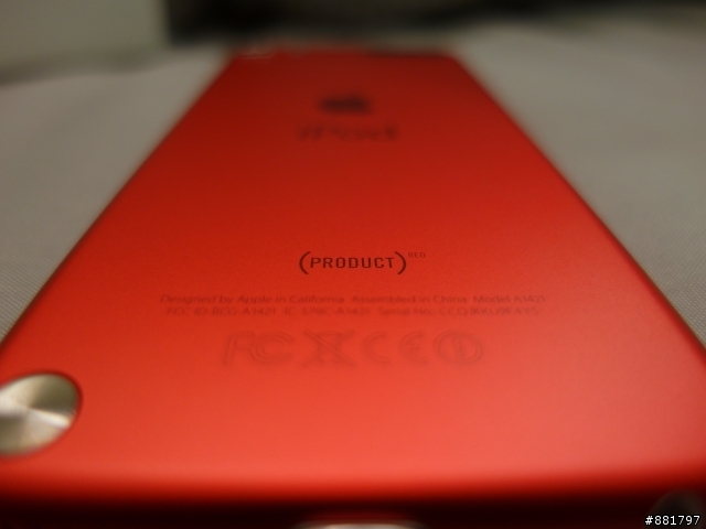 人生第一台iPod Touch 5 (Product)RED 簡易開箱