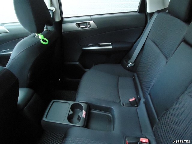 2012 Subaru Forester 2.0XS 深海藍 開箱 1/21 新增引擎室拉桿