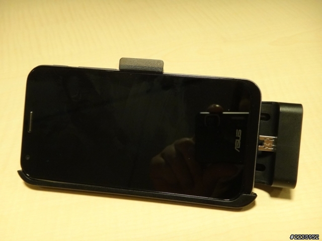 PADFONE 2 原廠車架入手!!
