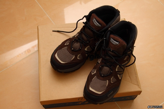 Berghaus Foot Wear 開箱