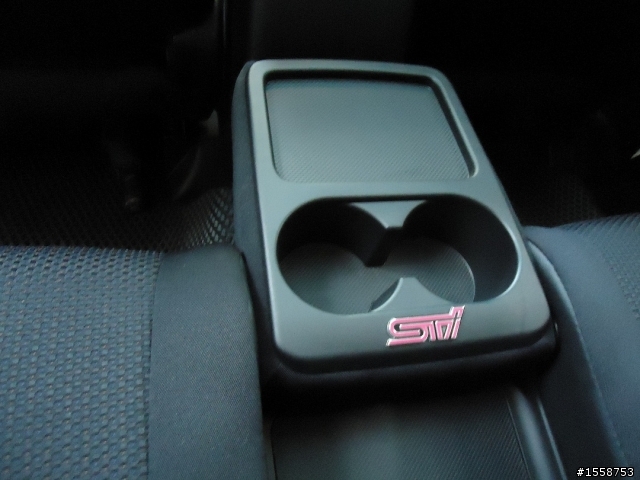 2012 Subaru Forester 2.0XS 深海藍 開箱 1/21 新增引擎室拉桿