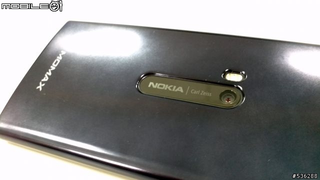 Momax 鐵灰色背殼for lumia 920 入手開箱
