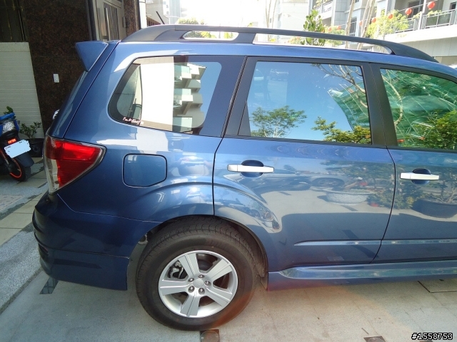 2012 Subaru Forester 2.0XS 深海藍 開箱 1/21 新增引擎室拉桿