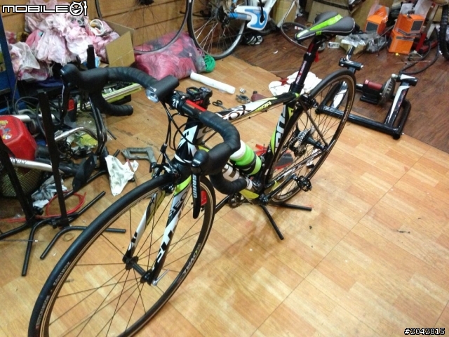 [不專業開箱文]我的第一台公路車FUJI ALTAMIRA GEOX