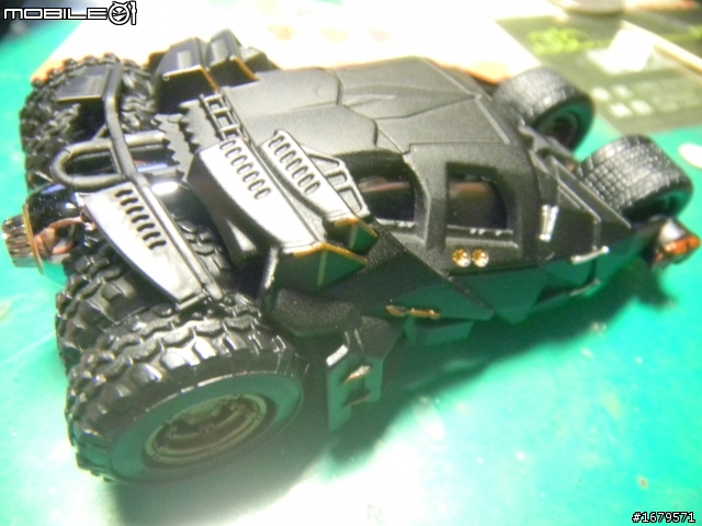 [開盒]HOTWHEEL 1/50 黑暗騎士 TUMBLER 跟BAT 開盒