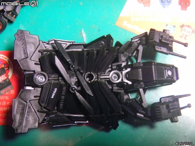 [開盒]HOTWHEEL 1/50 黑暗騎士 TUMBLER 跟BAT 開盒