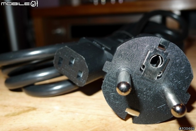 [開箱] 泡泡兩聲道擴大機...Gryphon Diablo
