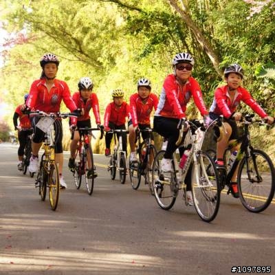 分享 2013-02-02 2013年櫻花季暨自行車逍遙遊活動 照片.....