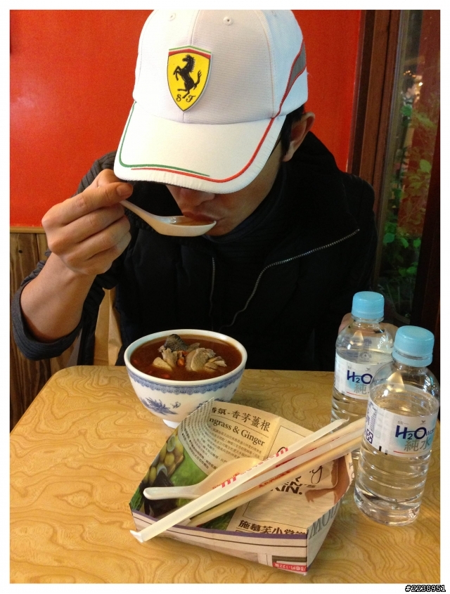 【食記】冬日進補，隱身巷內美食：阿宗麻油麵線
