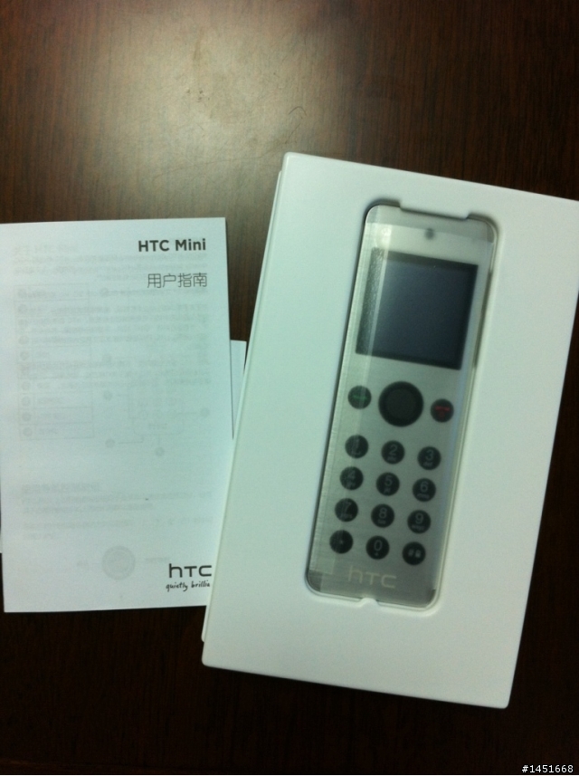 繼上次白蝴蝶開箱後的HTC mini簡單開箱~