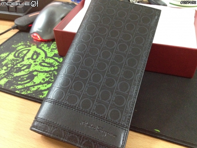 Salvatore Ferragamo基本款長夾，簡易開箱