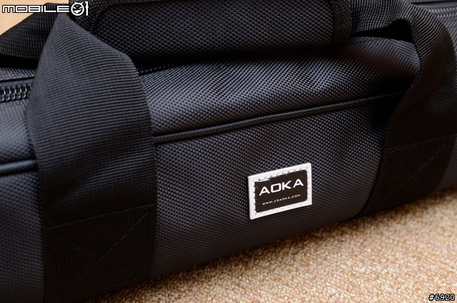 [簡易開箱]AOKA TKPRO-124 8層碳纖維4節腳架 + Photo Clam PC-33NS