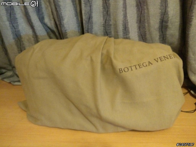 [開箱] Bottega Veneta（BV） 黑色編織TravelBag和75ml香水