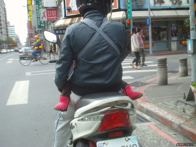 面對面貼