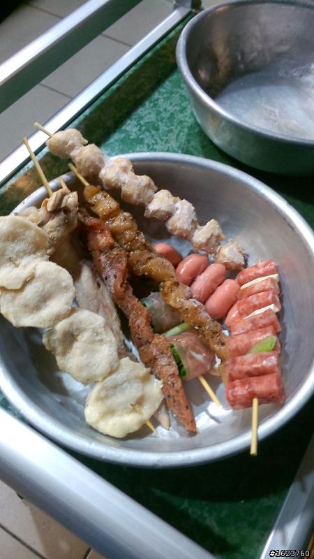 肉腳母子~浪跡天涯300里~