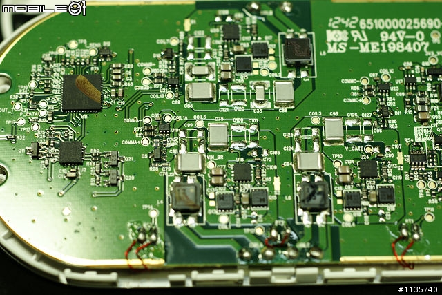 [開箱測試] Nokia DT-900 原廠無線充電盤 & Nokia Lumia 820 無線充電原廠背蓋