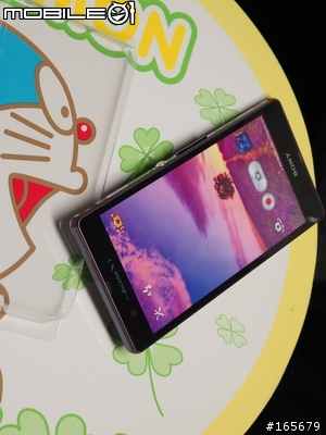 docomo SO-02E (XPERIA Z) 模型機全色實機賞圖共95張