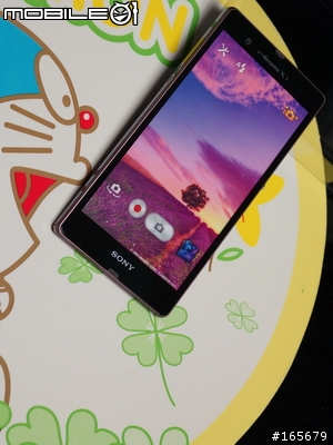 docomo SO-02E (XPERIA Z) 模型機全色實機賞圖共95張