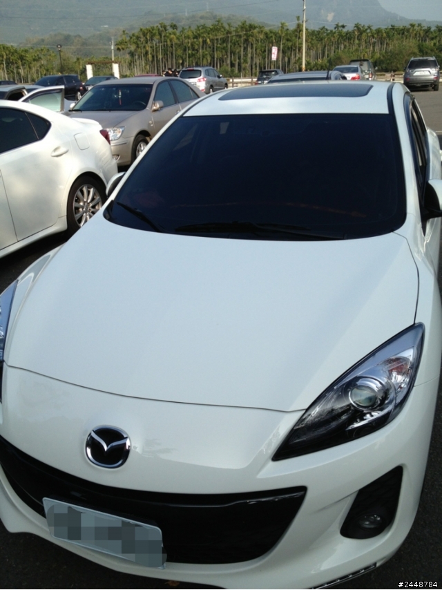 正13   mazda3   ---------陽春開箱
