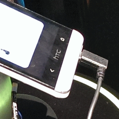 hTC one UP4百萬 勝過 Nexus 4  8百萬