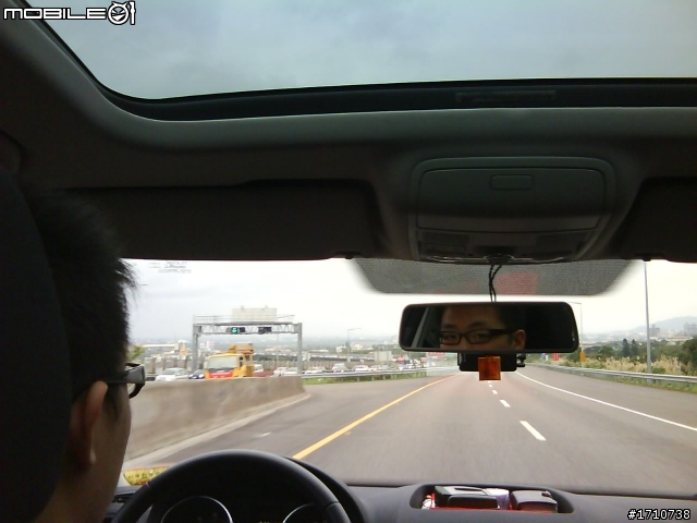 Skoda yeti の旅出 窗外旅遊