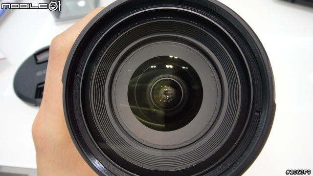 16-50 F2.8 生產的品質有這麼差嗎@@