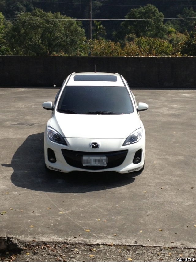 正13   mazda3   ---------陽春開箱