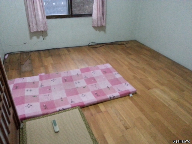 請問和室地板 遭水侵襲 有辦法補救嗎???