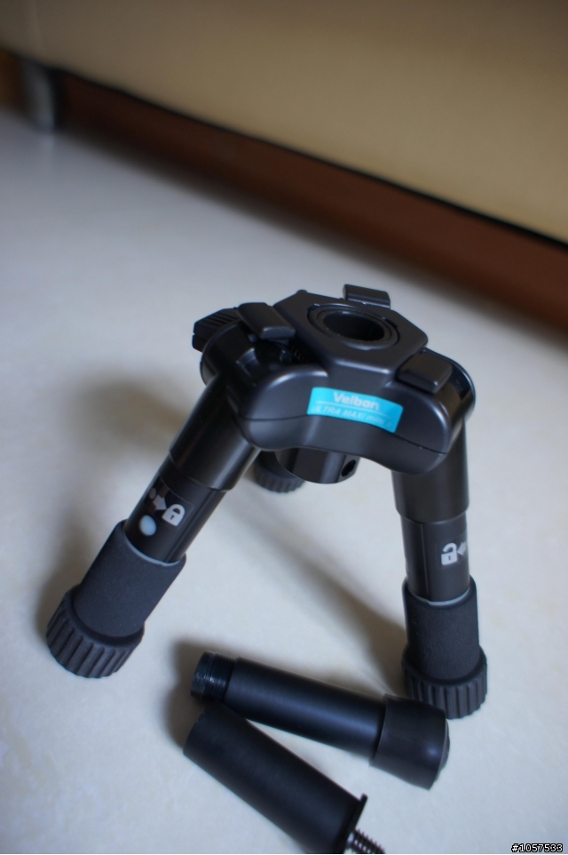 簡易單腳架增加穩定性 Benro+Velbon Maxi Mini II
