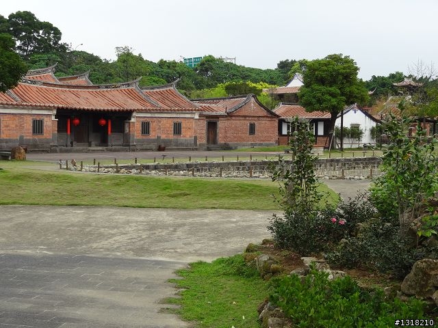 親子旅遊-新春台北自由行(4)-育樂花博松機行