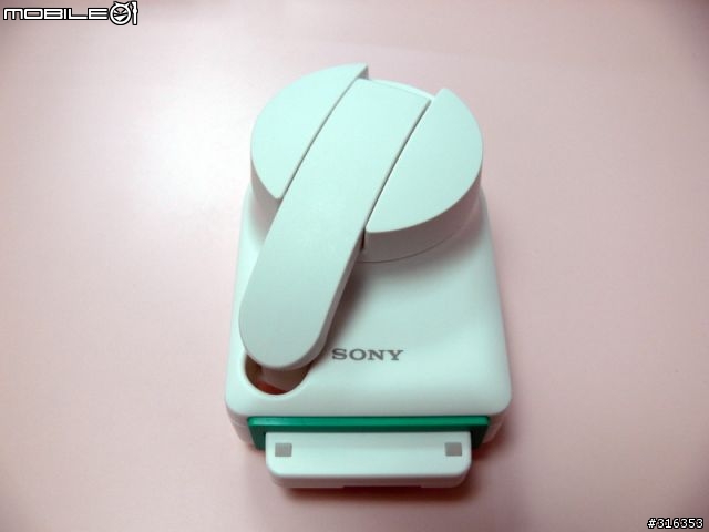 [開箱]SONY CP-A2LAKS 手搖式USB行動電源組（含市電充電器）