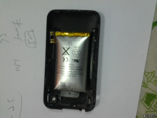 i phone 3gs 電池長大了@@