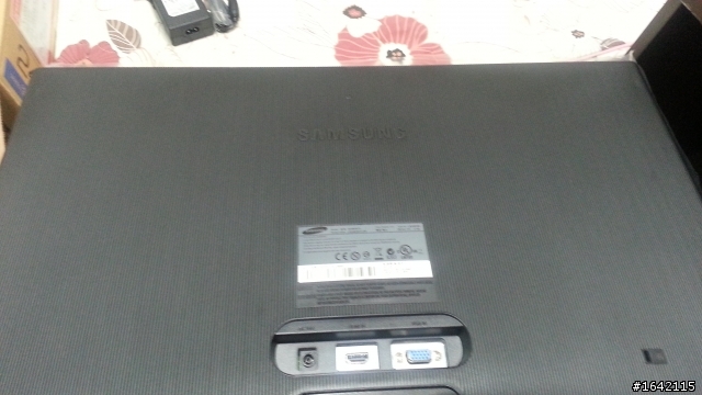 SAMSUNG S24B350TL 簡易開箱